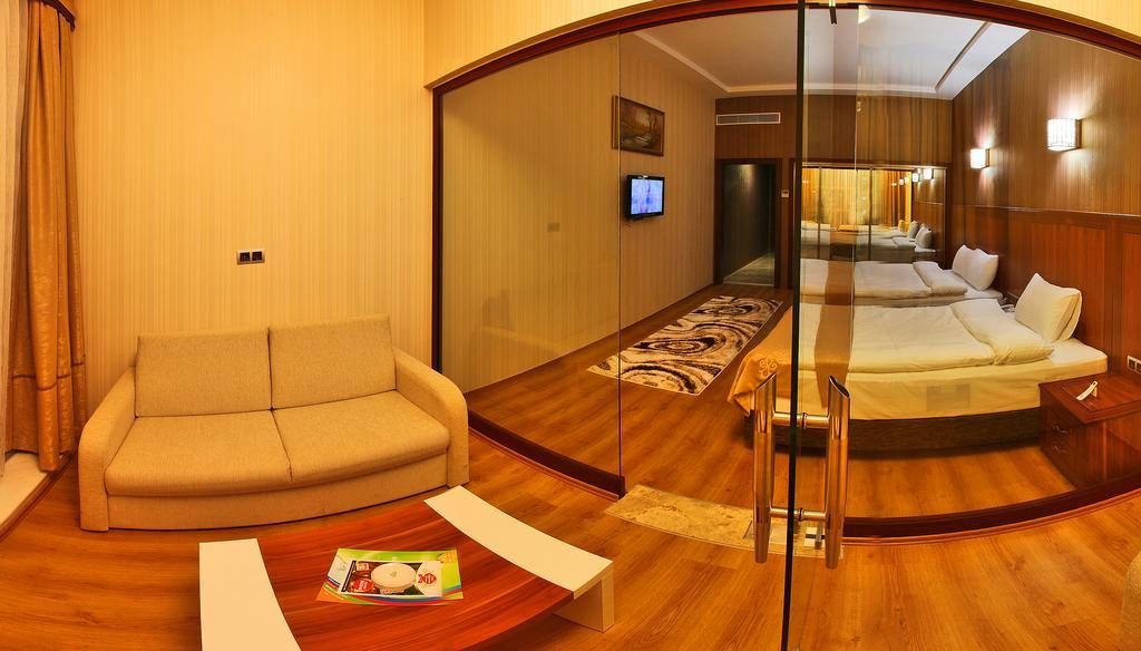 Gherdan Hotel Коня Екстериор снимка