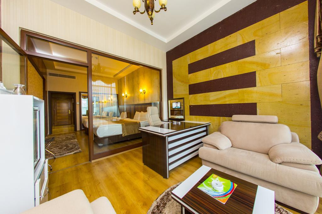 Gherdan Hotel Коня Екстериор снимка