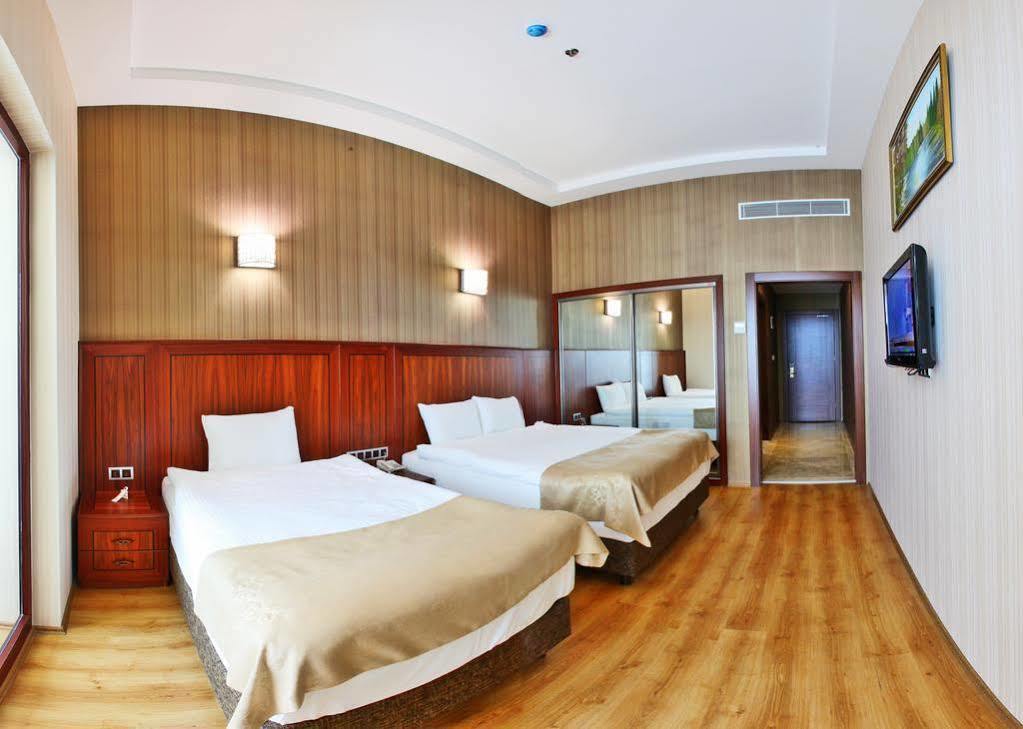 Gherdan Hotel Коня Екстериор снимка
